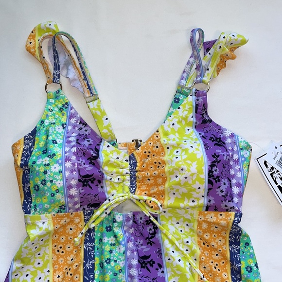 Salt + Cove Juniors' Plus Size Printed Flyaway Tankini Swim Top size 0 - Picture 4 of 12